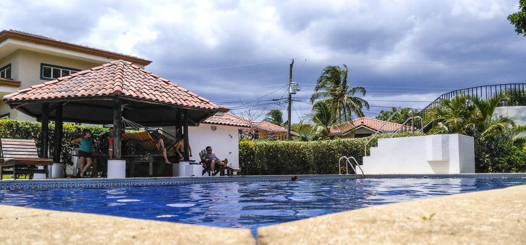 In Hermosa's Gardens Apartamento Playa Hermosa (Guanacaste)